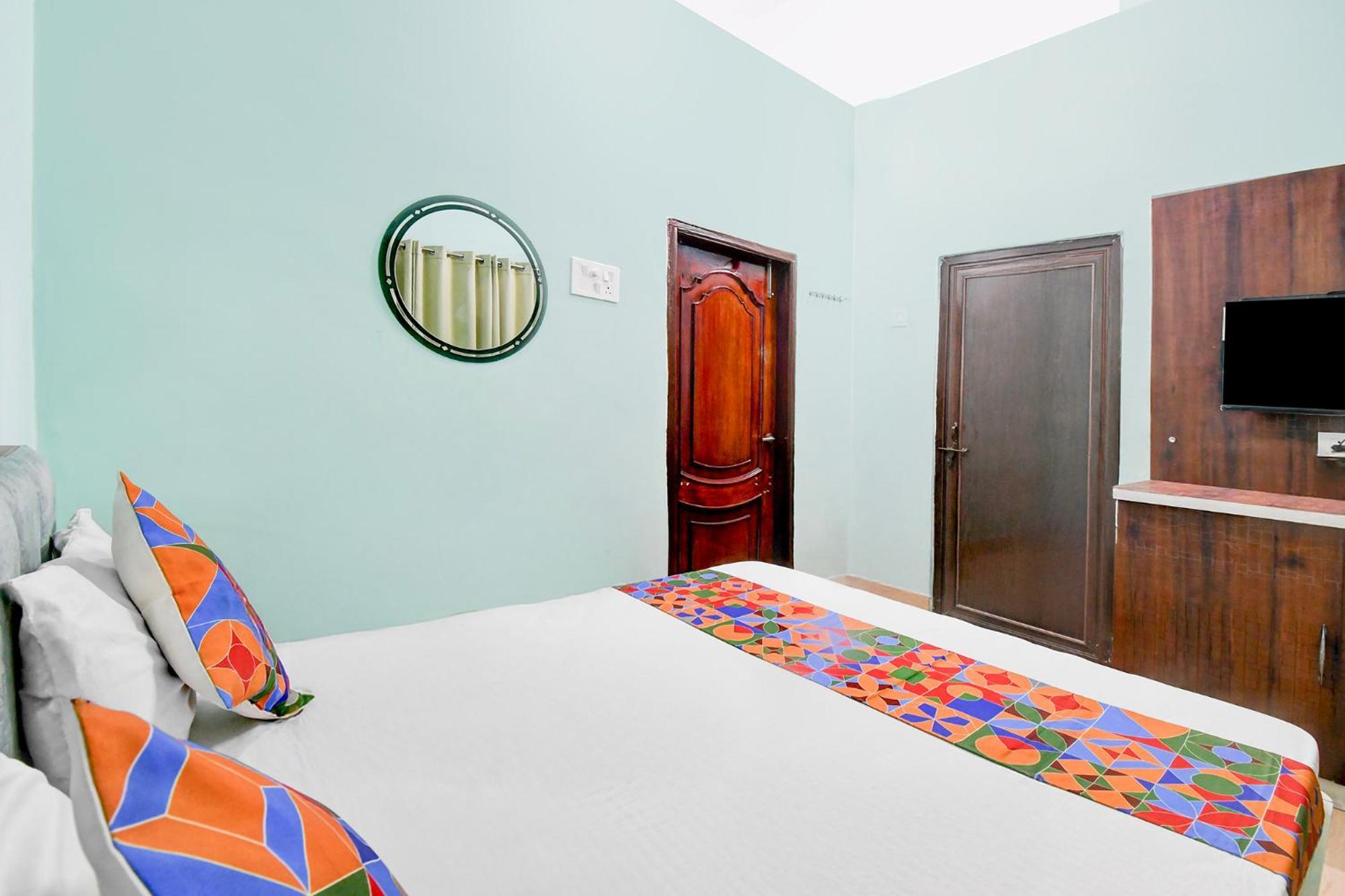 Fabhotel Rb Palace Varanasi Exteriör bild